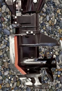 защита редуктора лодочного мотора от камней Гольфстрим 9.8
