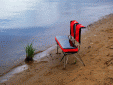 Лодочные сидушки на берегу